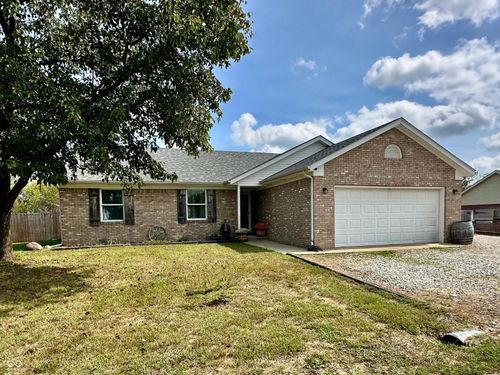 1315 Hillsborough Ct, Martinsville, IN, 46151-8673 | Card Image