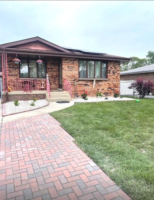 18624 Wentworth Ave, Lansing, IL, 60438-3501 | Card Image