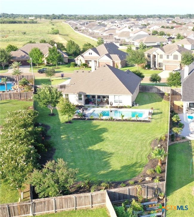107 Chisholm Trl, House other with 4 bedrooms, 3 bathrooms and null parking in Victoria TX | Image 40