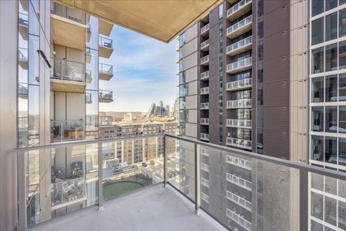 1407-44 East Ave, Austin, TX, 78701-4384 | Card Image