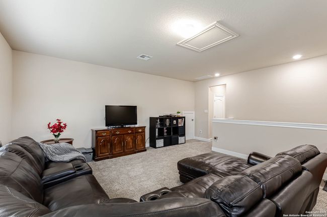 Upstairs Gameroom | Image 24