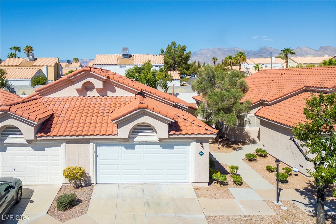 Yacht Harbor Dr, Las Vegas, NV 89145