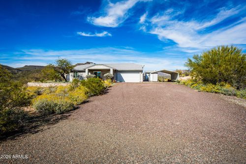20880 E Tara Springs Rd, Black Canyon City, AZ, 85324-9628 | Card Image