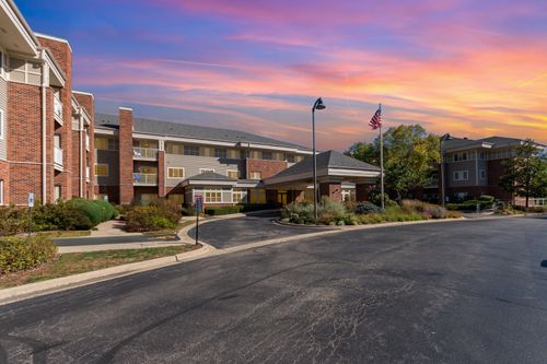 apt-220-801 N Mclean Blvd, Elgin, IL, 60123-2072 | Card Image