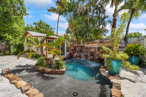 215 Whitehead St, Key West, FL, 33040-6522 | Card Image
