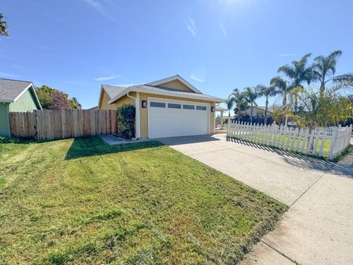8455 Auberry Drive, Sacramento, CA, 95828 | Card Image