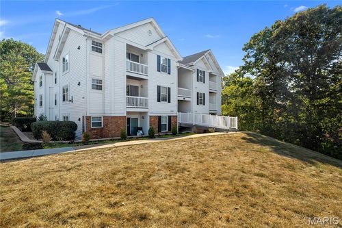 unit-l-16566 Victoria Crossing Dr, Wildwood, MO, 63040-1478 | Card Image