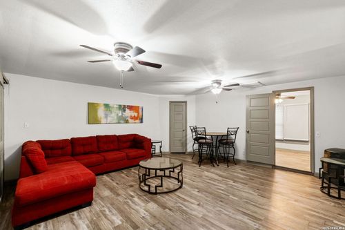3106 Zarzamora, San Antonio, TX, 78201 | Card Image