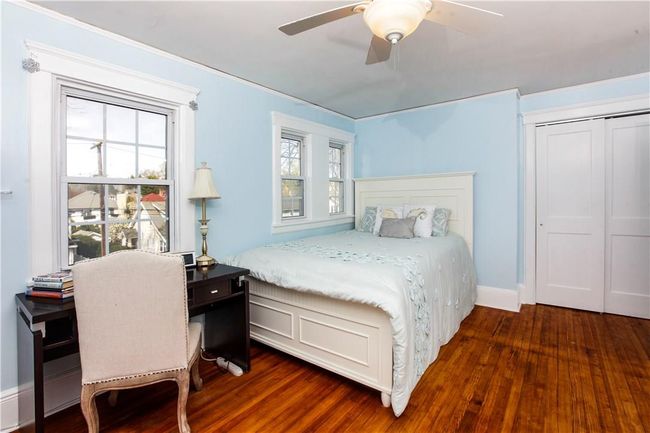 Second family bedroom. | Image 15