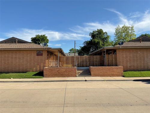11-1809 E 2nd St, Tulsa, OK, 74104-1844 | Card Image