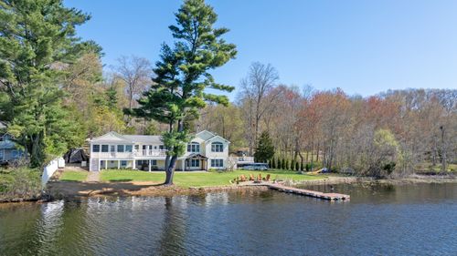 58 Dogwood Rd, Moodus, CT, 06469-1411 | Card Image