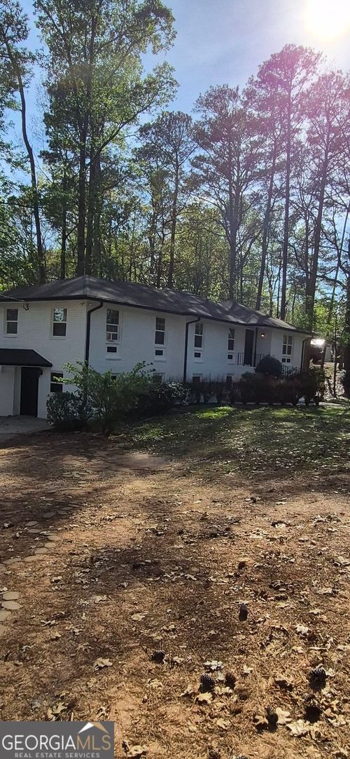 605 Dalrymple Rd, Sandy Springs, GA, 30328-1325 | Card Image