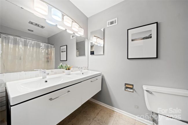 primary bathroom | Image 28
