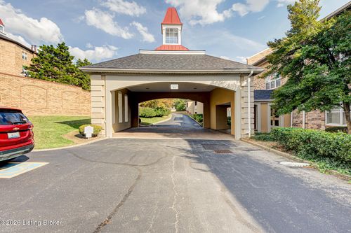 apt-4-5601 Coach Gate Wynde, Louisville, KY, 40207 | Card Image