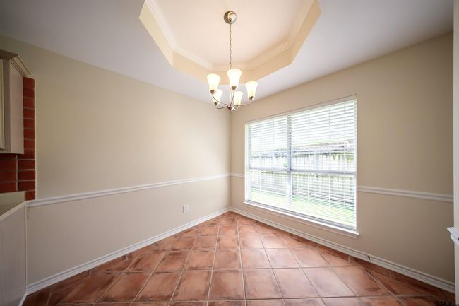 APT-602 - 5401 Hollytree Dr, Condo with 3 bedrooms, 2 bathrooms and null parking in Tyler TX | Image 4