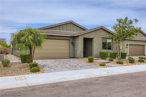 6519 Summershade St, North Las Vegas, NV, 89086-2000 | Card Image