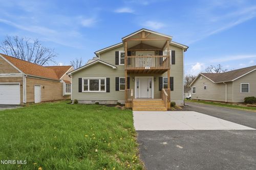 3239 N Main St, Findlay, OH, 45840-4127 | Card Image