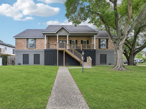 18611 Point Lookout Dr, Houston, TX, 77058-4028 | Card Image