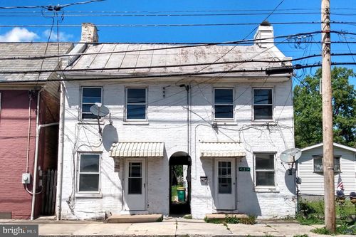 121-123 W King Street, CHAMBERSBURG, PA, 17201 | Card Image