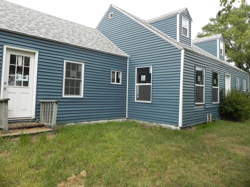 225 County Road, Lubec, ME, 04652 | Card Image
