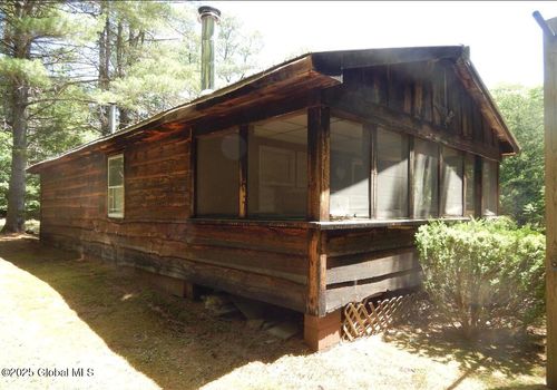 501 Harrington Rd, Wevertown, NY, 12886-7716 | Card Image