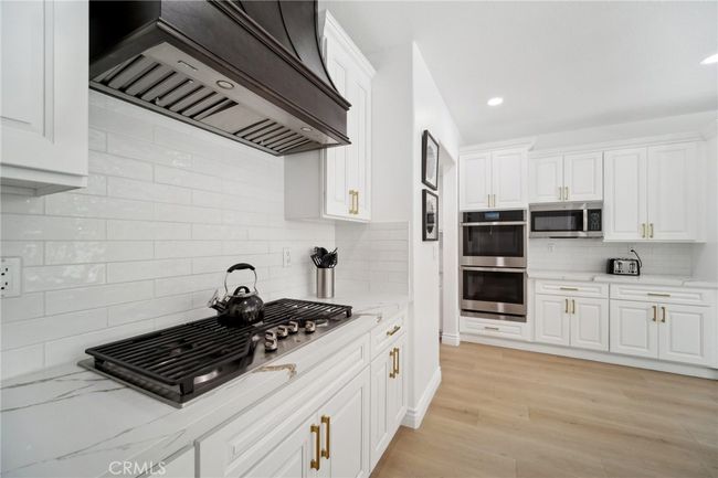 25422 Magnolia Ln, House other with 5 bedrooms, 5 bathrooms and 5 parking in Stevenson Ranch CA | Image 25