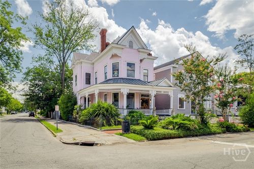 321 Bolton St, savannah, GA, 31401-5917 | Card Image