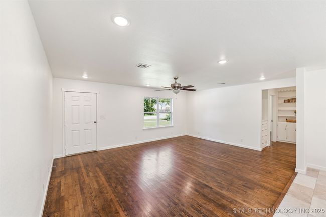 201 W 9 Th St, House other with 2 bedrooms, 1 bathrooms and null parking in Claremore OK | Image 12