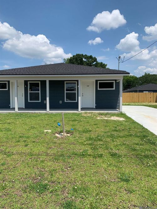 532 Live Oak Blvd, Baton Rouge, LA, 70806-3305 | Card Image