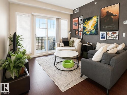 3403-6 Augustine Cres, Sherwood Park, AB, T8H0X8 | Card Image