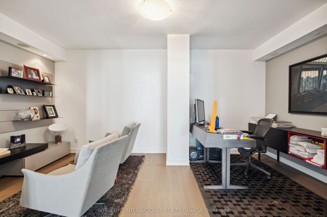 6805 - 1 Bloor St E, Condo with 3 bedrooms, 3 bathrooms and 2 parking in Toronto ON | Image 17