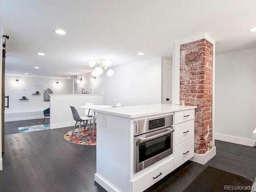 736 York St, Denver, CO, 80206-3748 | Card Image