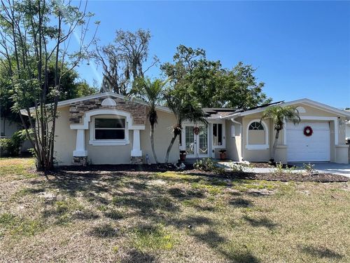 5736 Colonial Dr, NEW PORT RICHEY, FL, 34653-4303 | Card Image