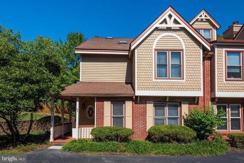 32 Main St, CHESTERBROOK, PA, 19087-5837 | Card Image