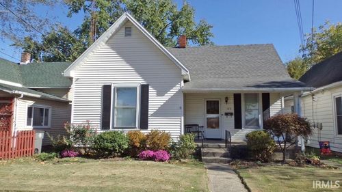 122 E Swartzel Ave, Vincennes, IN, 47591-2439 | Card Image