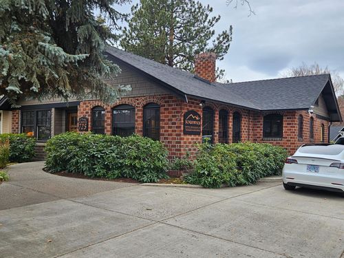 725 Nw Broadway St, Bend, OR, 97703-2778 | Card Image