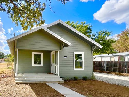 206 Vine St, Bangs, TX, 76823-3037 | Card Image
