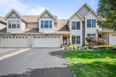 703 Manor Dr, Condo with 3 bedrooms, 2 bathrooms and 2 parking in Collier Twp PA | Image 1