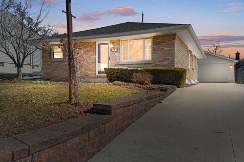 236 N 115th St, Wauwatosa, WI, 53226-4012 | Card Image