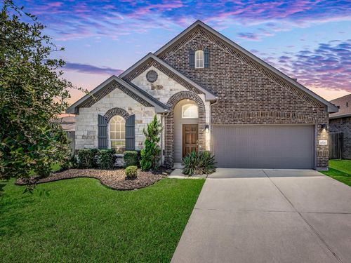8707 W Crescent Lake Cir, Baytown, TX, 77521-5005 | Card Image