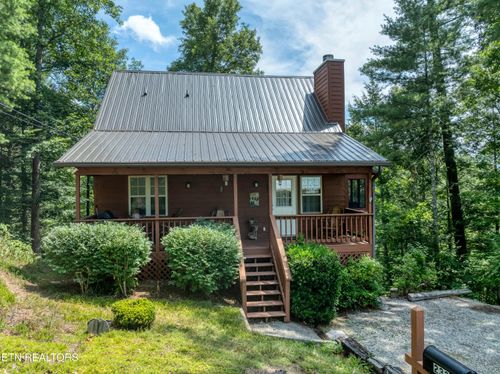 233 Ace Gap Rd, Townsend, TN, 37882-3517 | Card Image