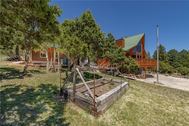 85 - 840 E Cedar Dr, House other with 2 bedrooms, 2 bathrooms and null parking in Mammoth Creek UT | Image 10