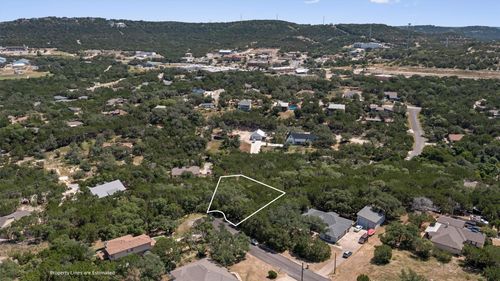 7405 Little Oak Cir, Lago Vista, TX, 78645-4603 | Card Image