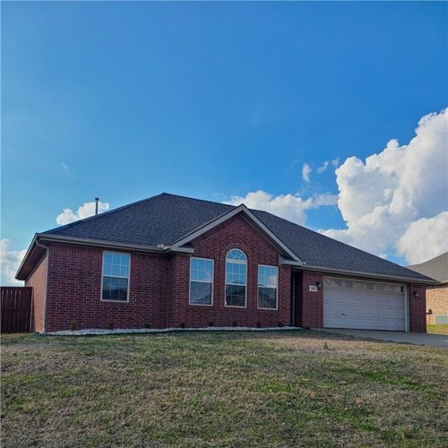 580 Keswick Dr, Centerton, AR, 72719-8979 | Card Image