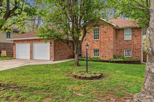 1019 Daniels St, Aurora, MO, 65605-2095 | Card Image