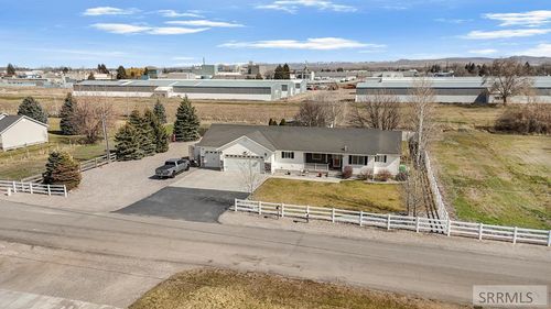 21 N 460 W, Blackfoot, ID, 83221-5557 | Card Image