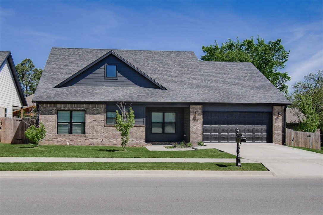 Kinniburgh Dr, Farmington, AR 72730