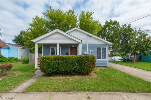 1312 W 14th St, Lorain, OH, 44052-1532 | Card Image