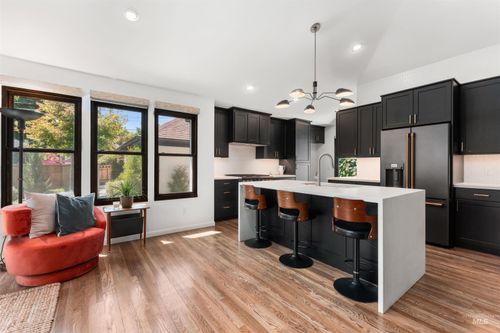 2003 N 16th St, Boise, ID, 83702-1138 | Card Image