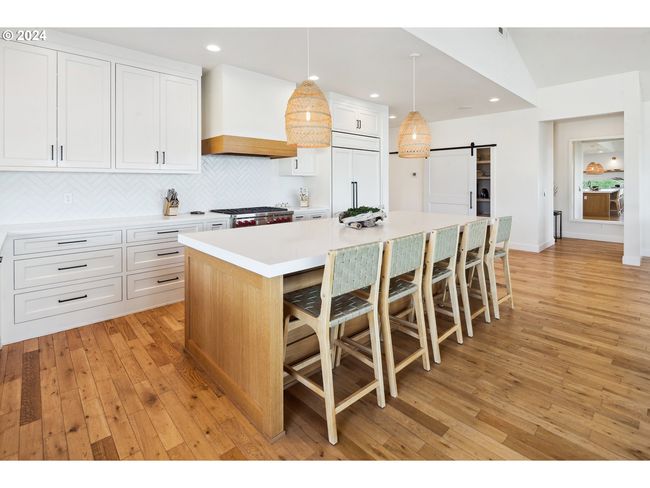54150 S Beach Rd, House other with 6 bedrooms, 7 bathrooms and 2 parking in Neskowin OR | Image 18